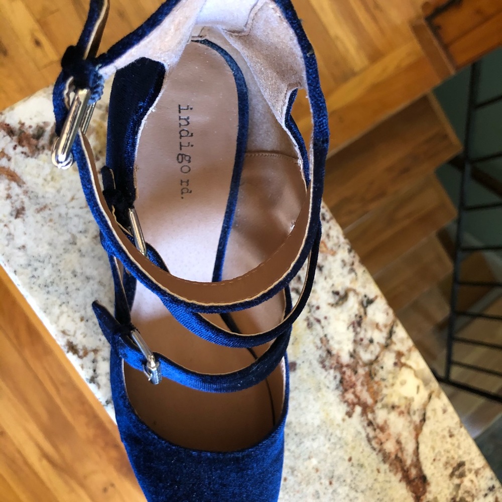 Blue velvet shoes from Indigo